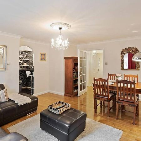 Beautiful And Cosy 2 Bedroom Flat London Bagian luar foto
