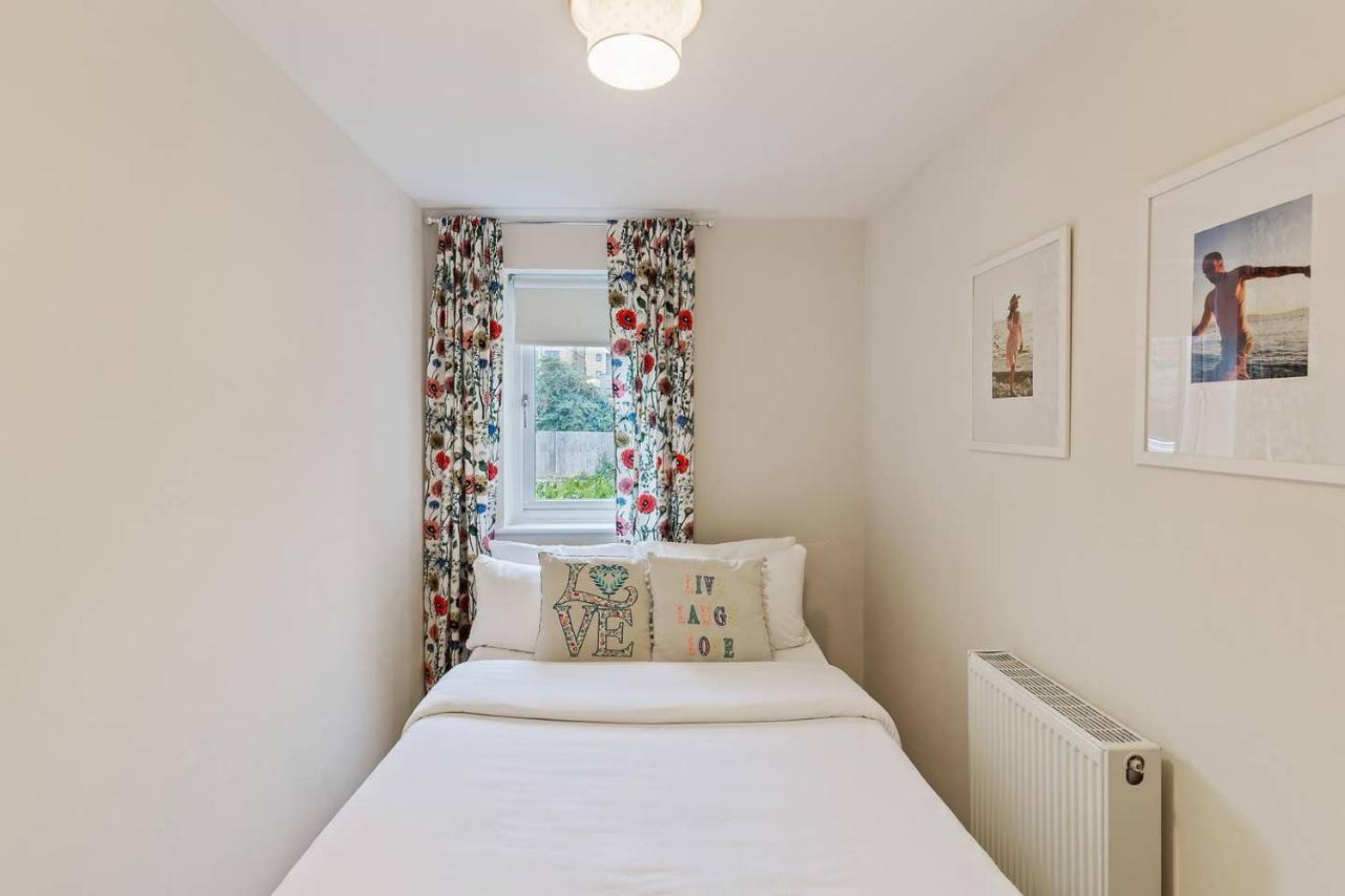 Beautiful And Cosy 2 Bedroom Flat London Bagian luar foto