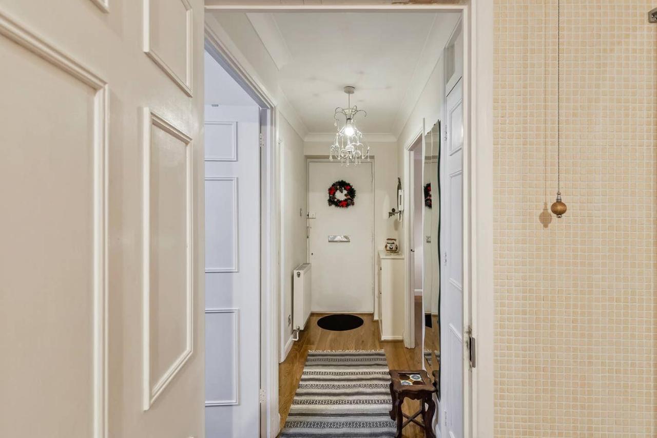 Beautiful And Cosy 2 Bedroom Flat London Bagian luar foto